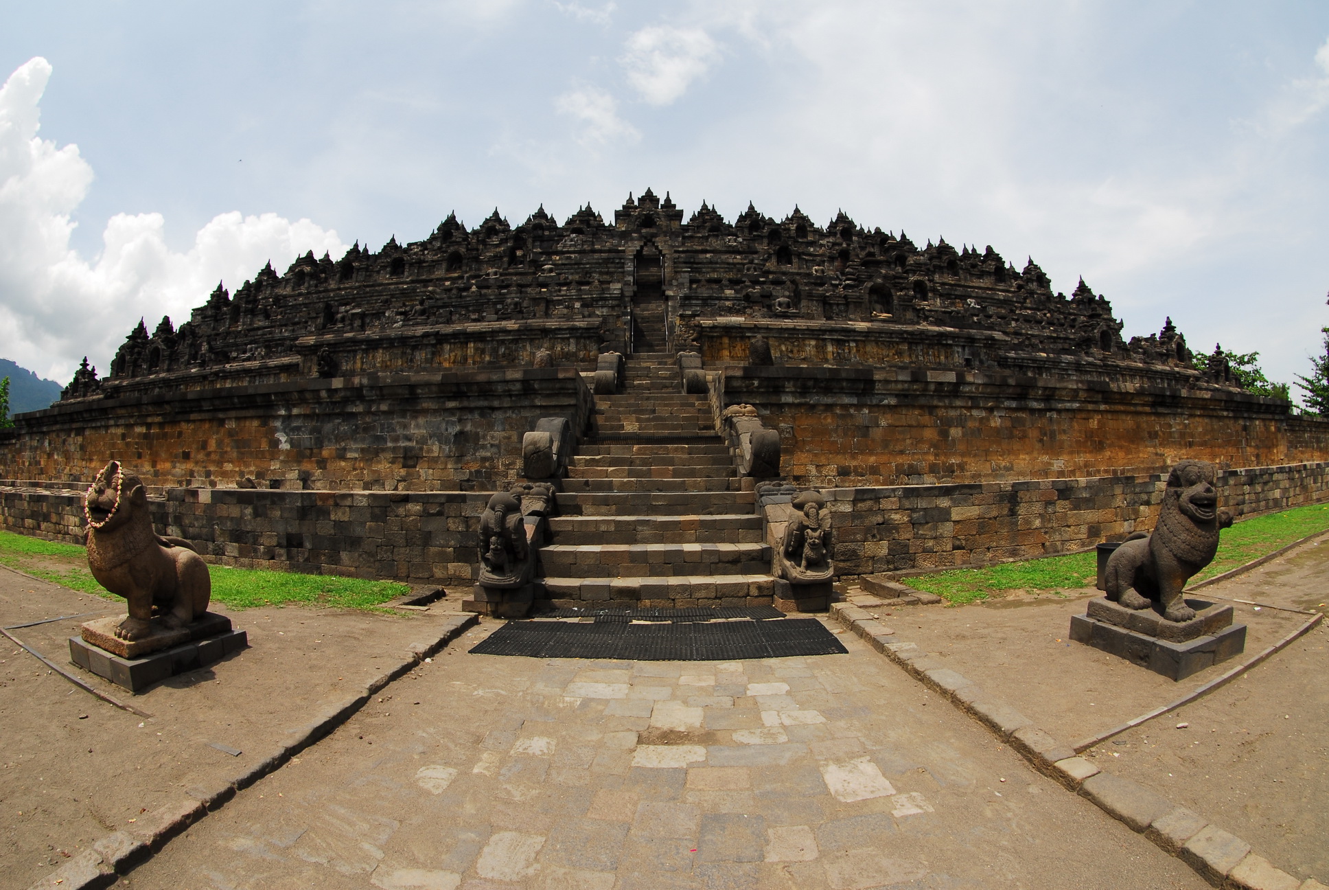 2a. Borobudur (3)